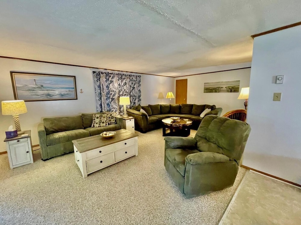 Scarborough Avenue 507