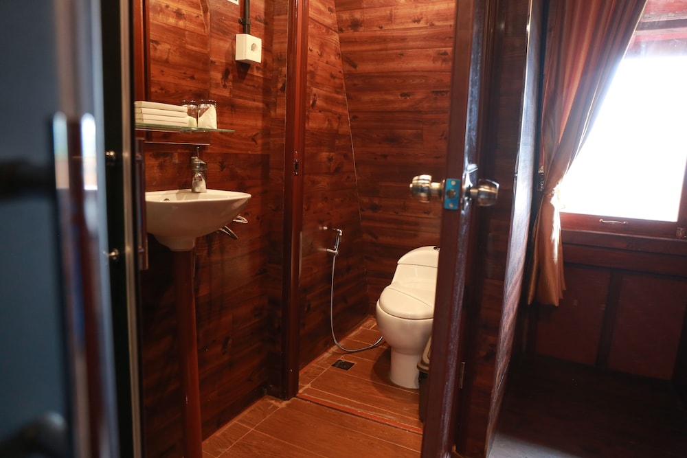 Swarga Lodge and Homestay view 4