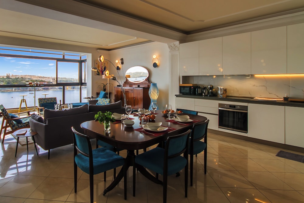 A Magnificent Sunny Seafront Apart Sliema