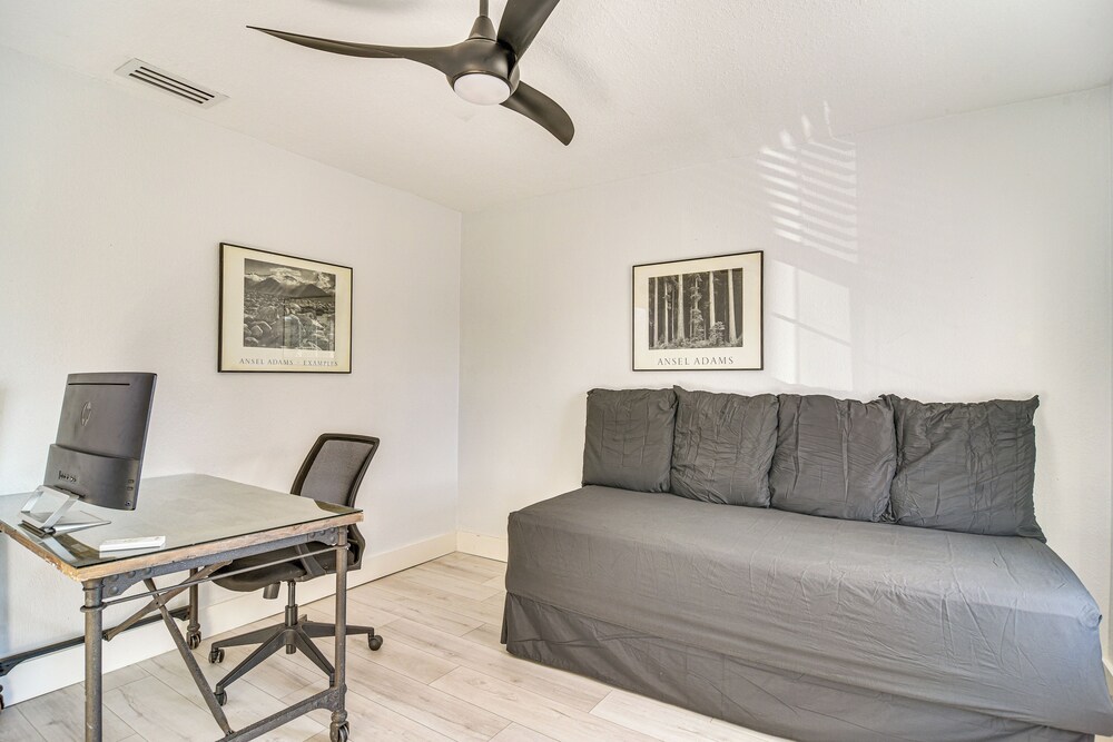 Bayfront St Petersburg Retreat 4 Mi to Downtown!