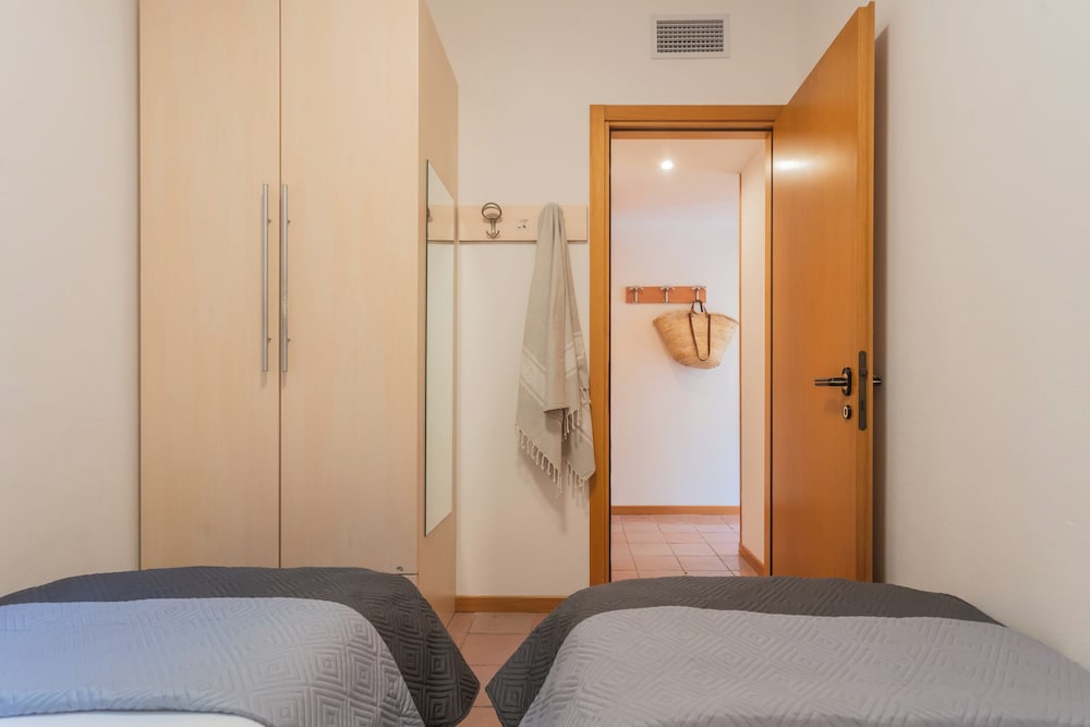 The Secret Lake View by Rent all Como