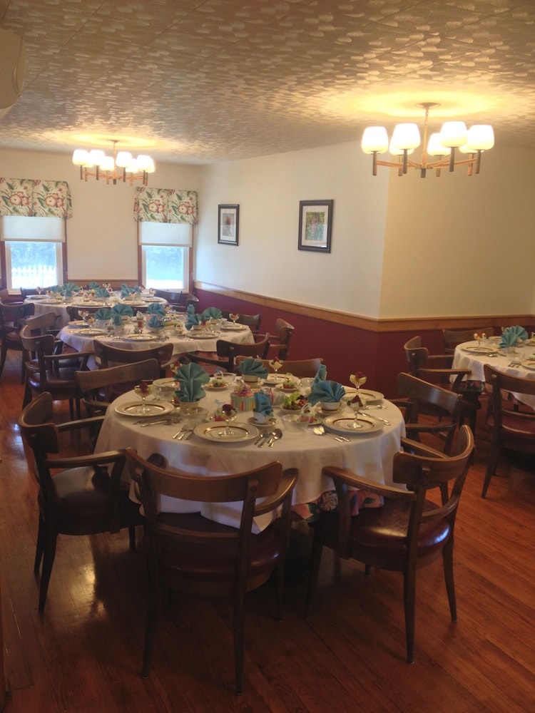 Lukans Farm Resort