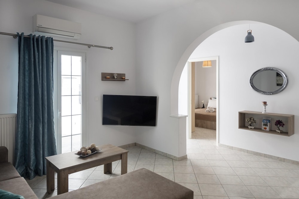 Parian Charming 3bedroom Home