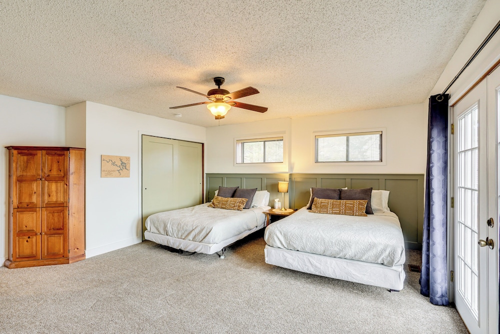 Sunrise Beach Lake House w/ Water Views & Dock!