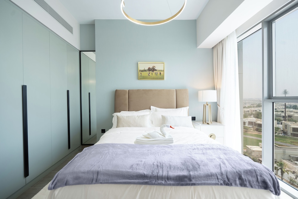 KeyRock Living - Premium Apt with Pool