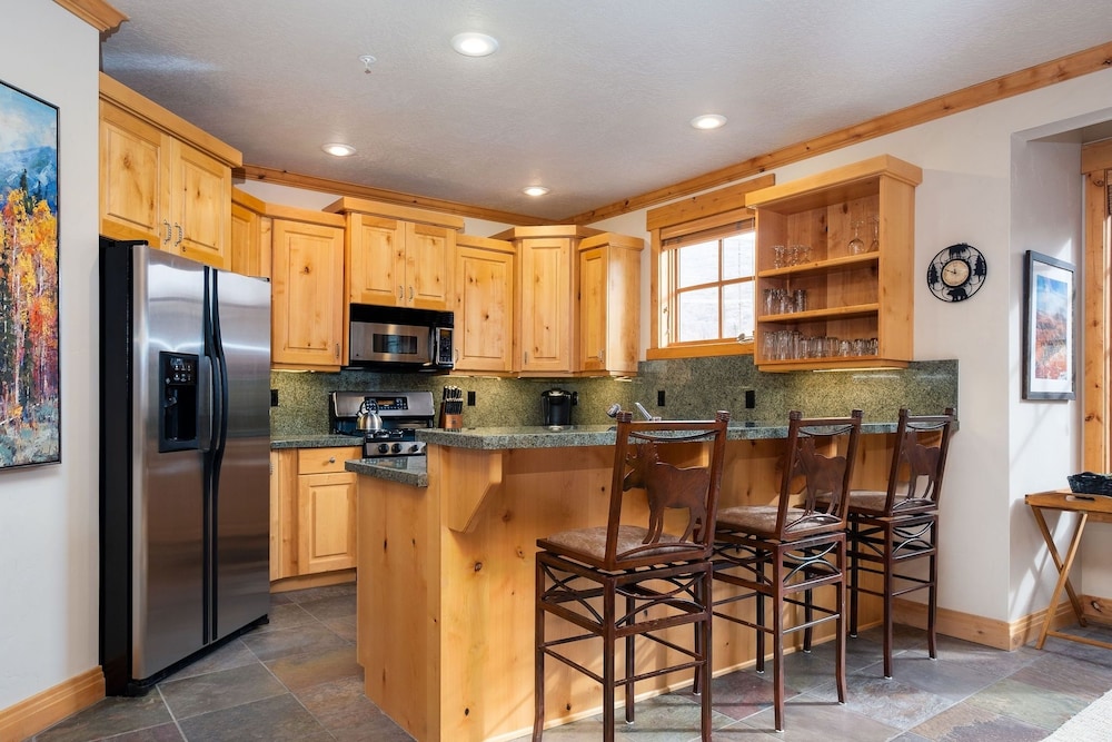 Park City Ski Resort - Town Pointe Condos