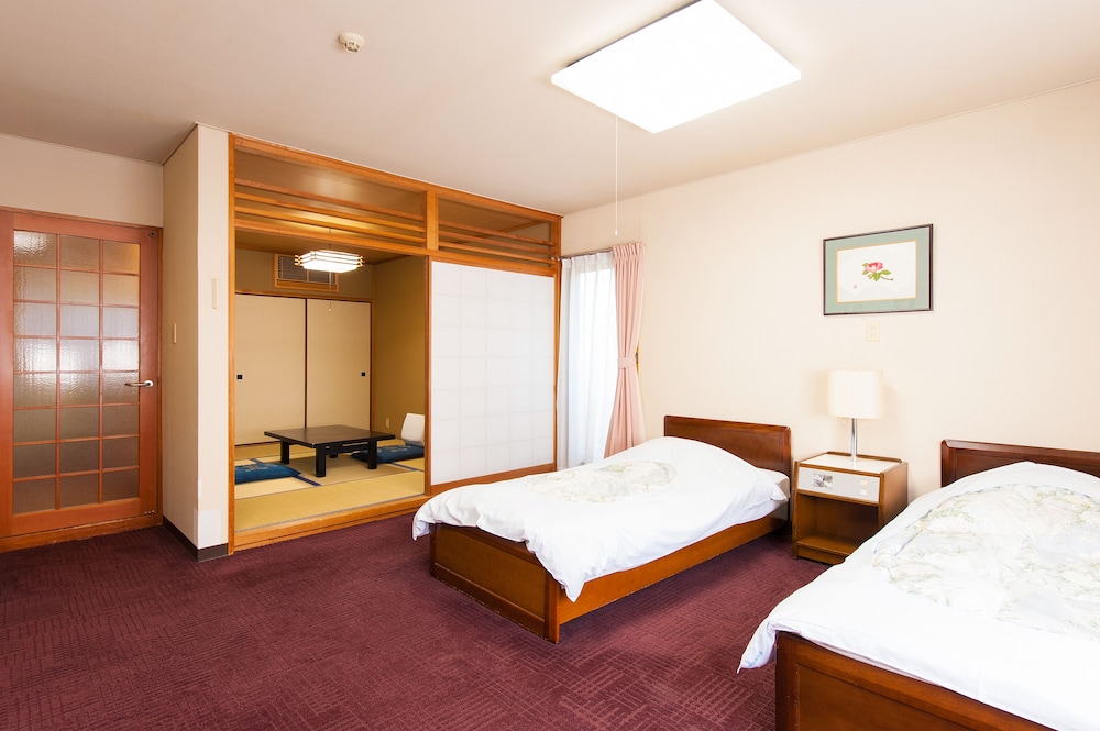 Watarase Onsen Hotel Himeyuri view 3