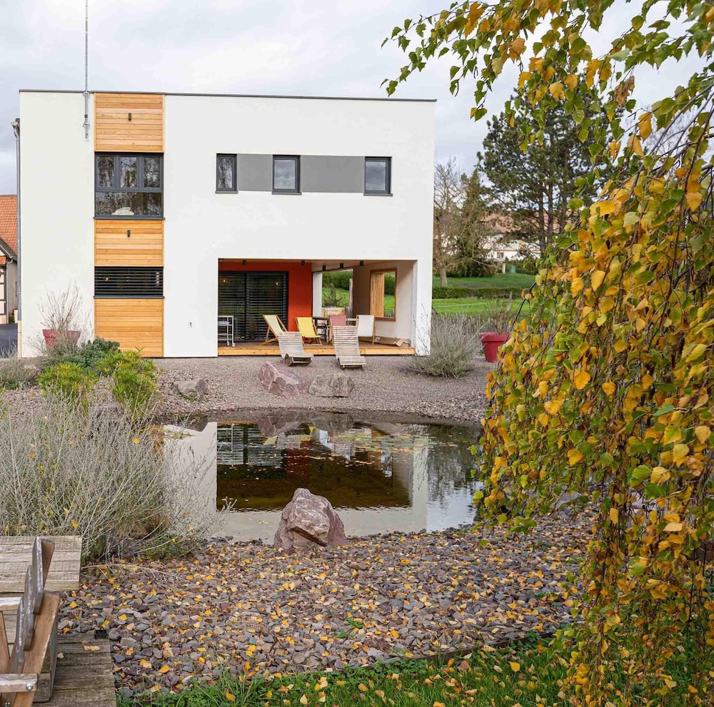 La Maison Devant La Prairie, 写真 130