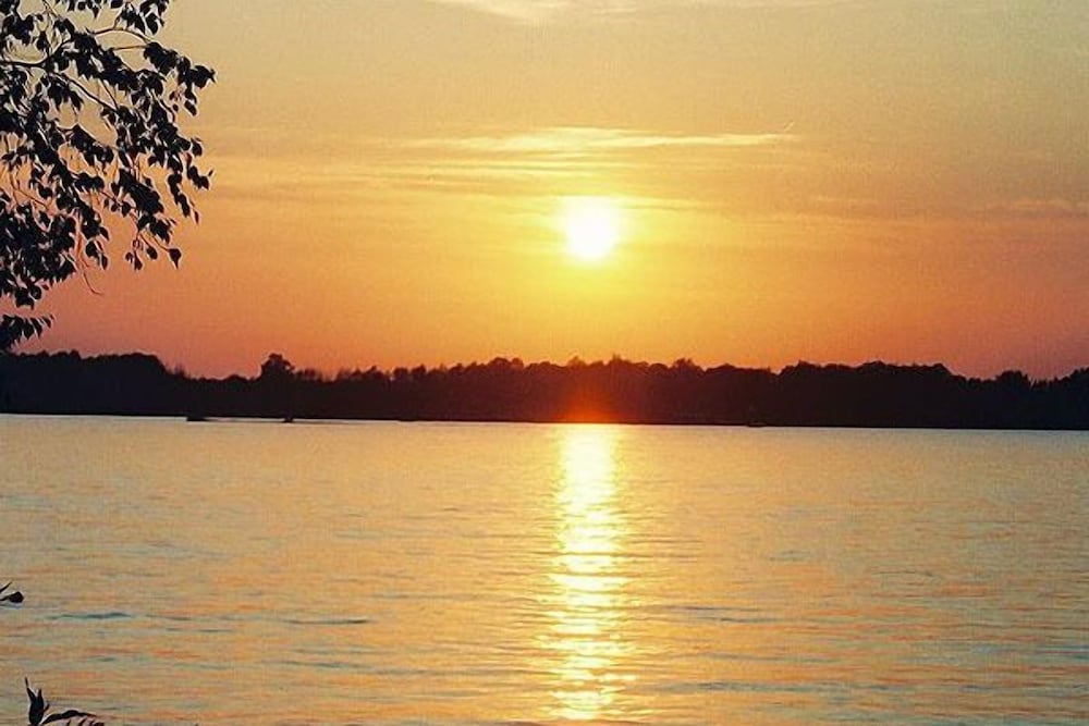 Chicaugon Lake Inn