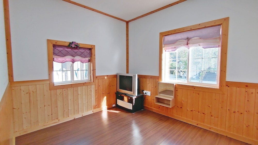 Muju Cherish Pension