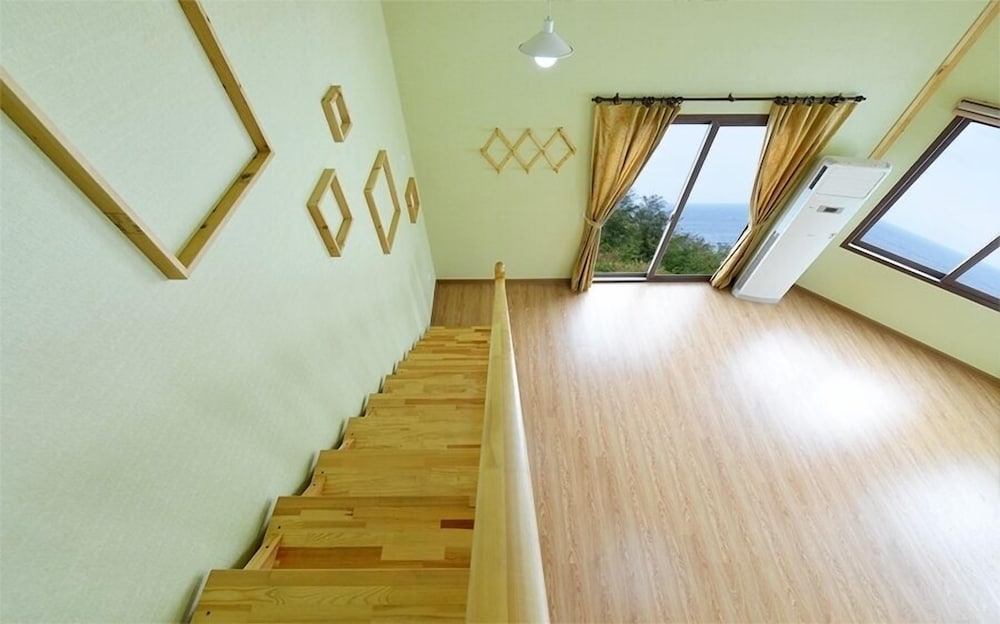 Yeongdeok Yeomyung Pension