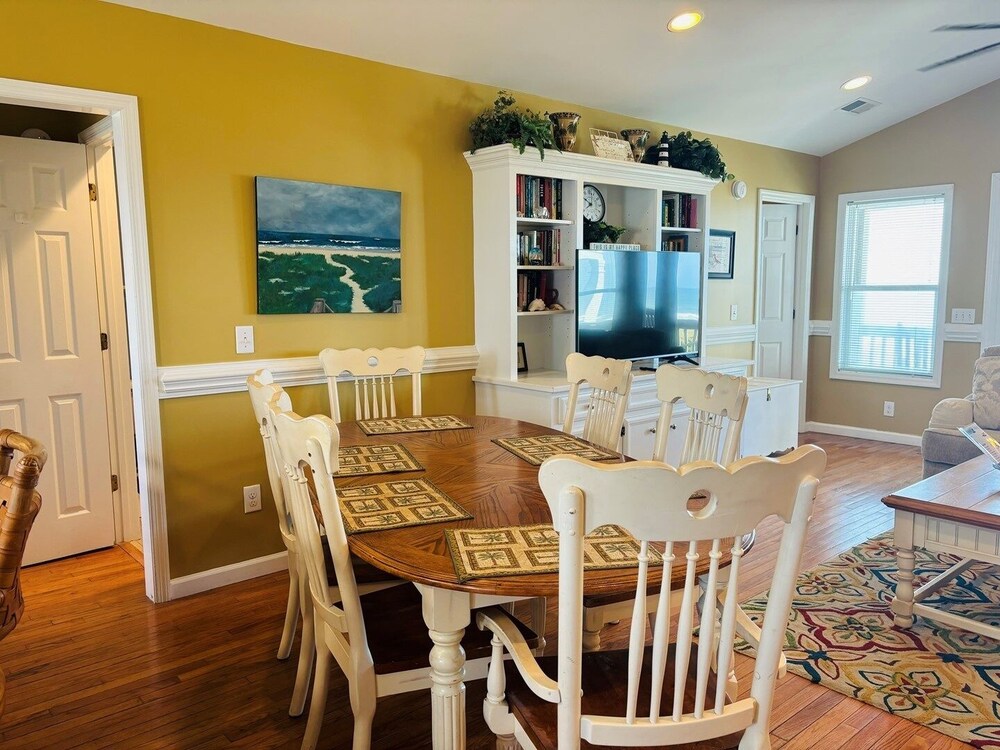 Sea Biscuit - 4 Br Home