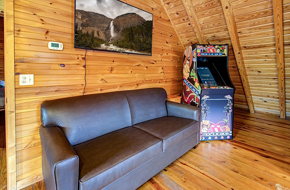 Mountain Creek #3584 by Aunt Bug's Cabin Rentals