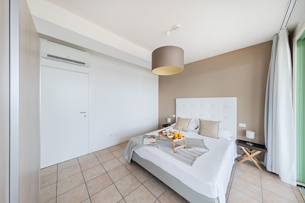 Residenza Miralago - 24 Clodia - Locazione BK