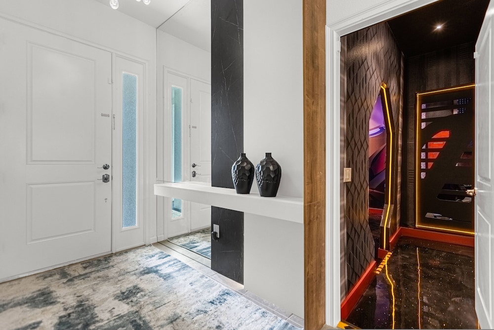 Brand NEW 9bedrooms At Paradiso Grande