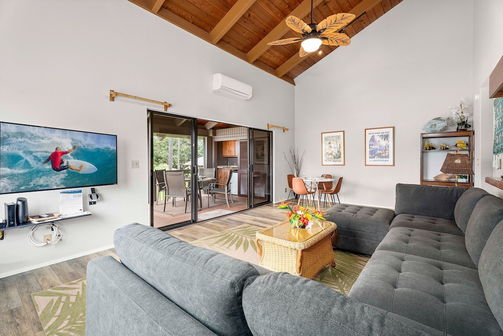 Fairway & Ocean Views - Updated Top Floor - AC- Vrkcv