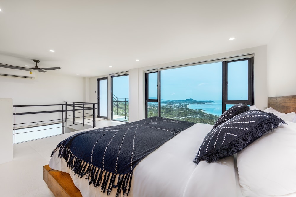 SOMA 4 Bedrooms SEAVIEW Pool Villa