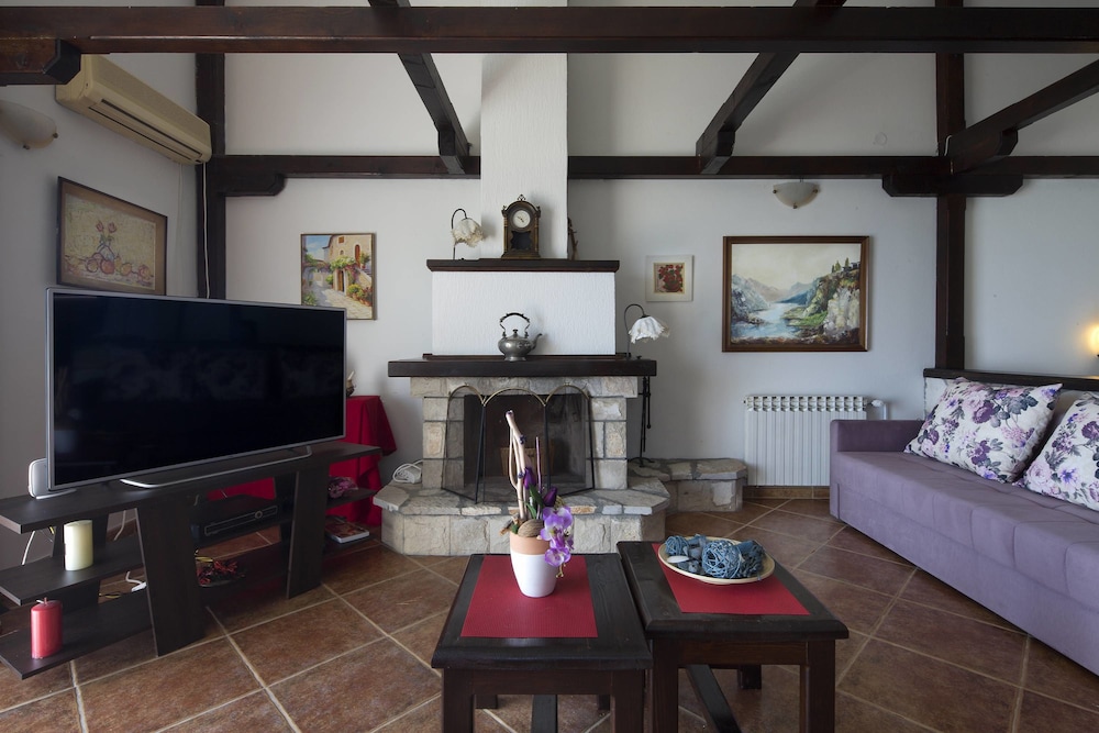Villa Nera view 4