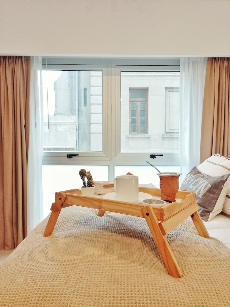 Ayres Suites Moreno