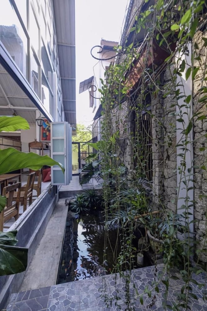 Ndalem Bebekan Guesthouse