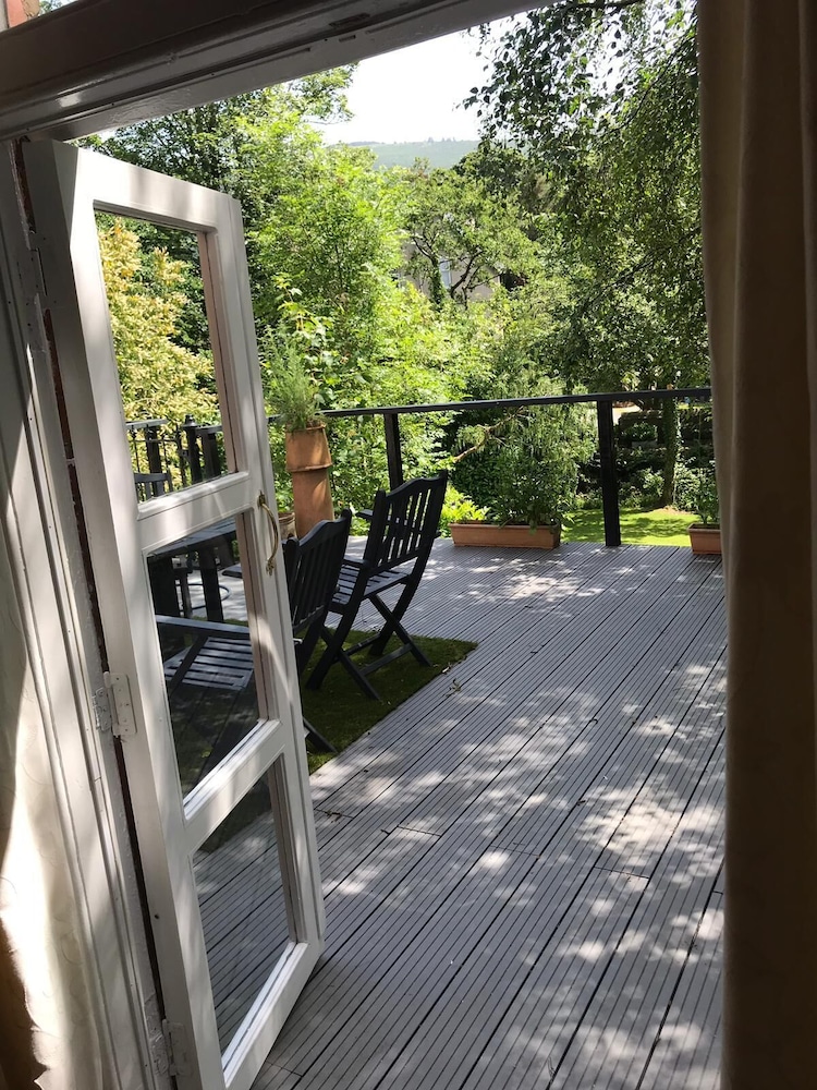 Beautiful Garden Double Room With Private Access view 4