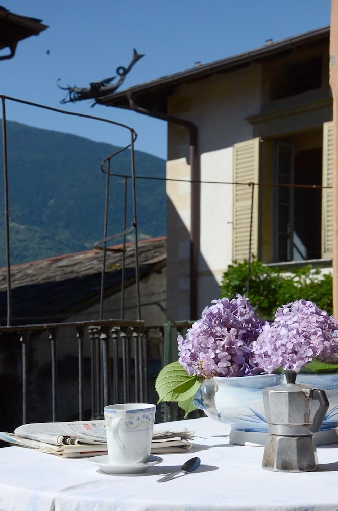 Roseto del Drago view 2
