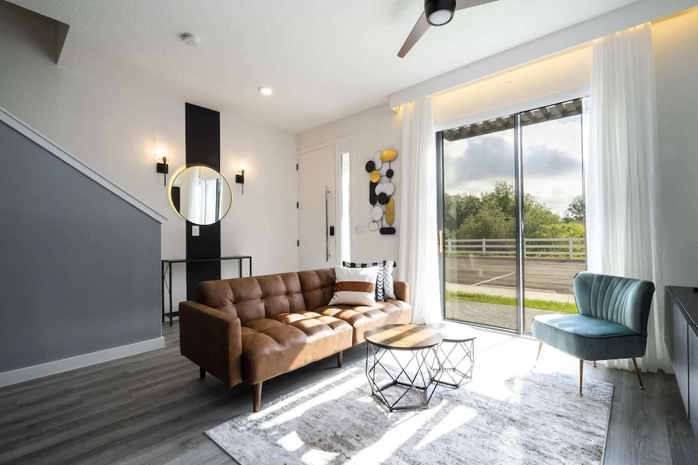 Marvelous 3Bd Close to Disney w Gameroom at The Hub 3409 view 5