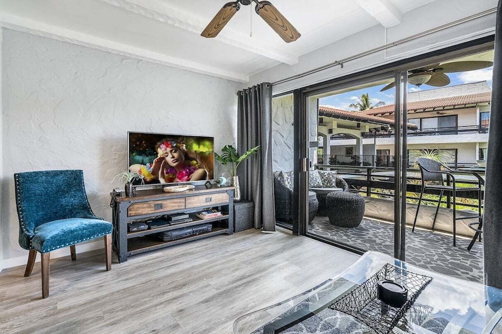 Great Location - Modern Island Condo - Vrkcv