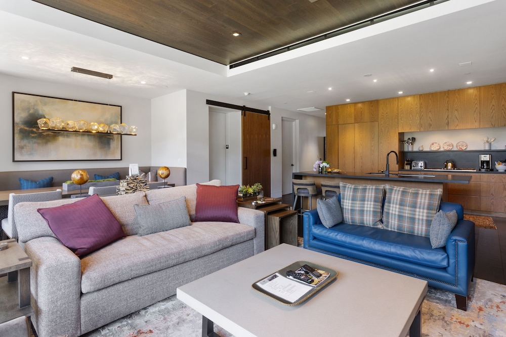 One Empire Pass at Deer Valley Resort - Three Bedroom Residence #402 3 Condo