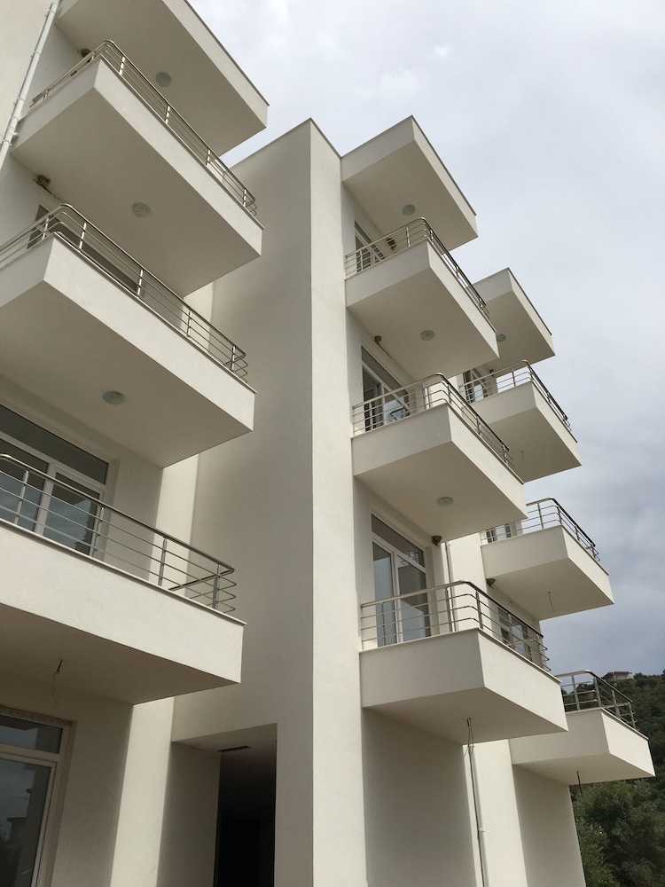 Zahos Hotel