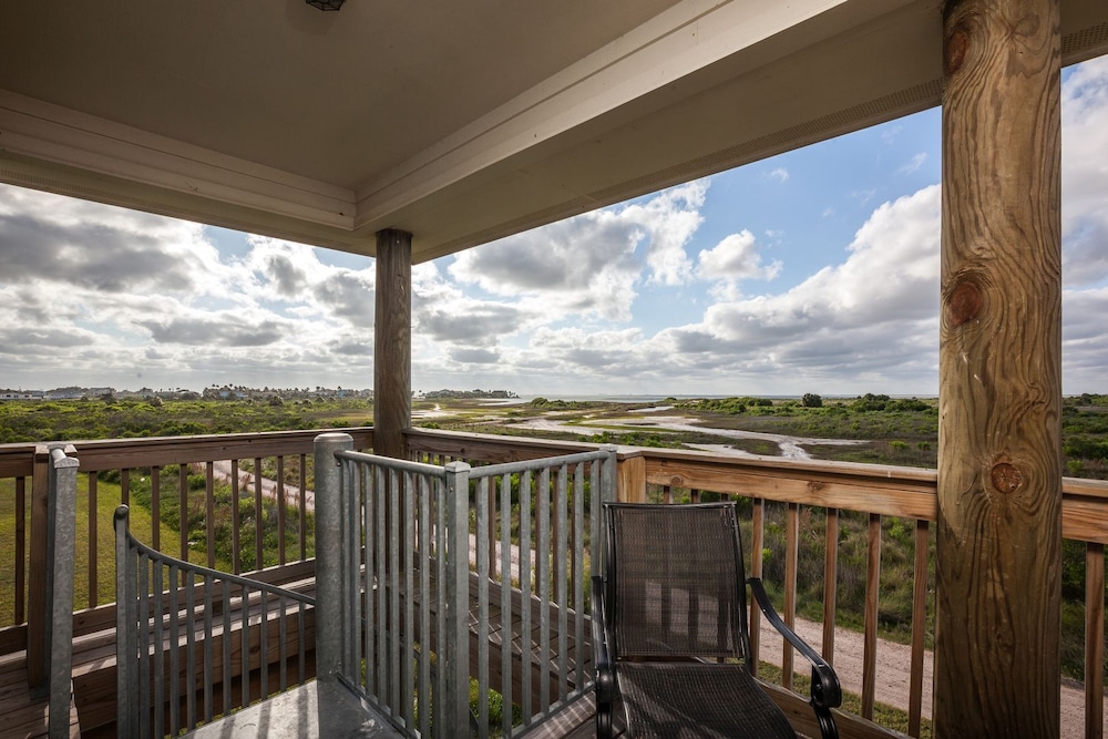 Sandy Hook by Ryson Vacation Rentals