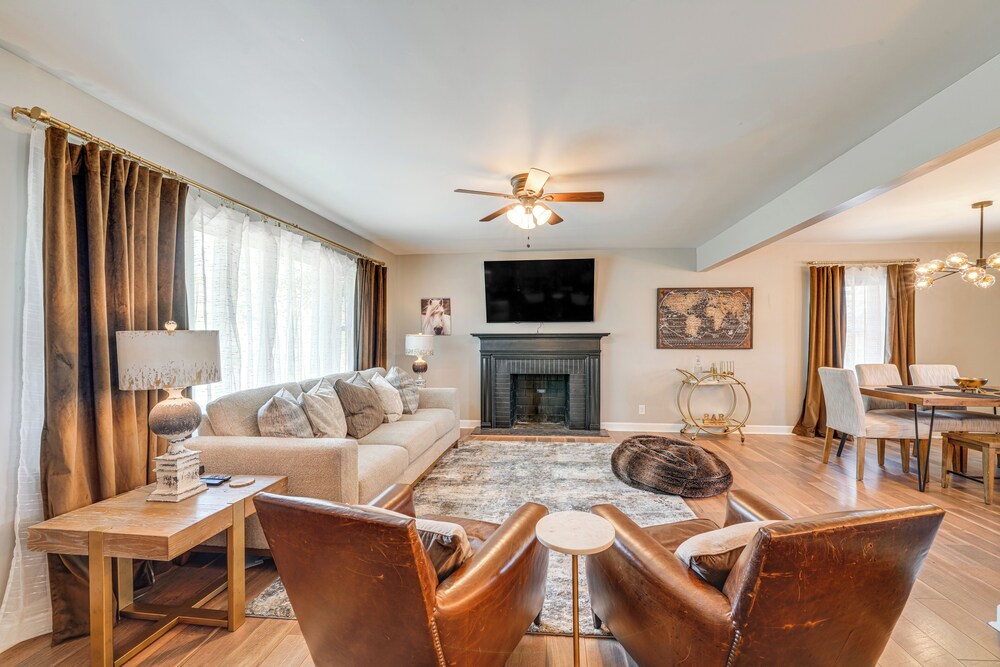 4 Mi to Churchill Downs: Updated Retreat w/ Deck!