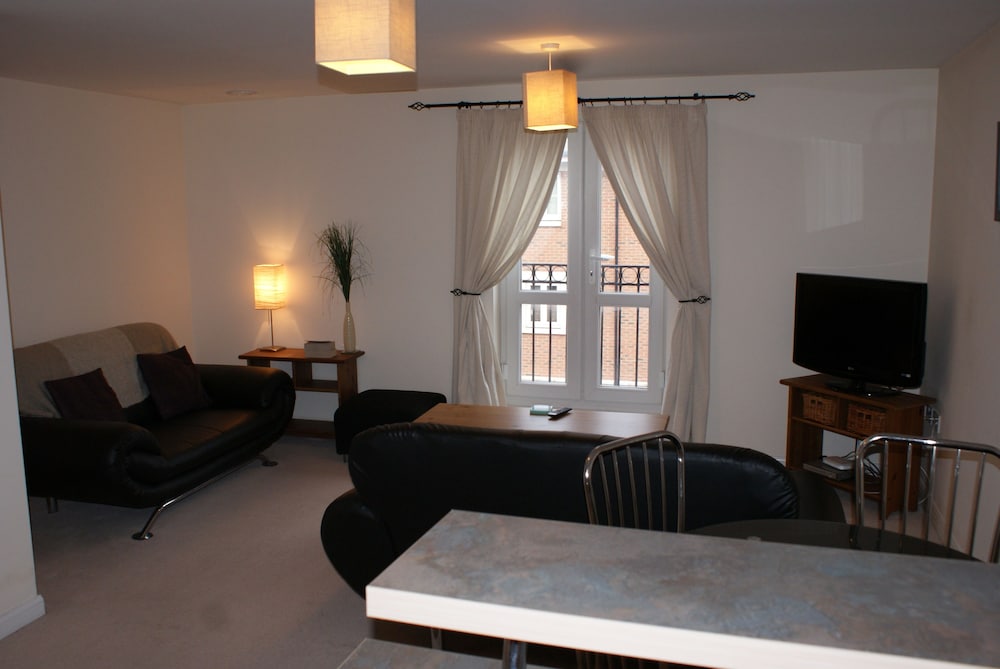 Brunel Crescent
