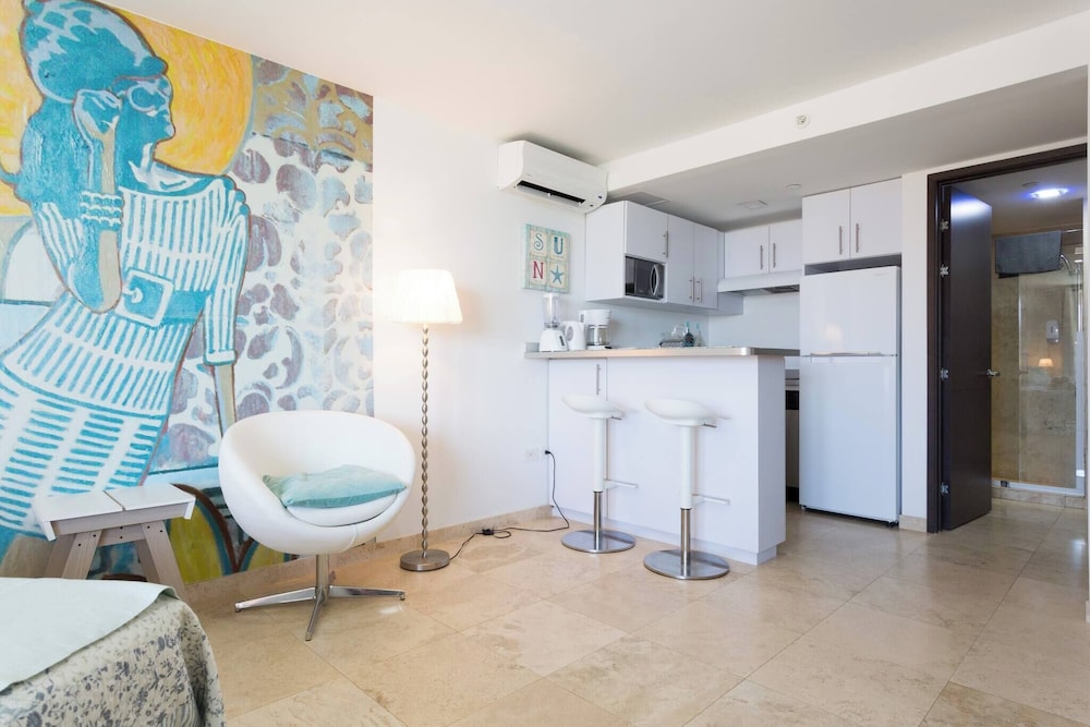 Lovely Sea View,eagle Beach, Oasis Condominium Wifi