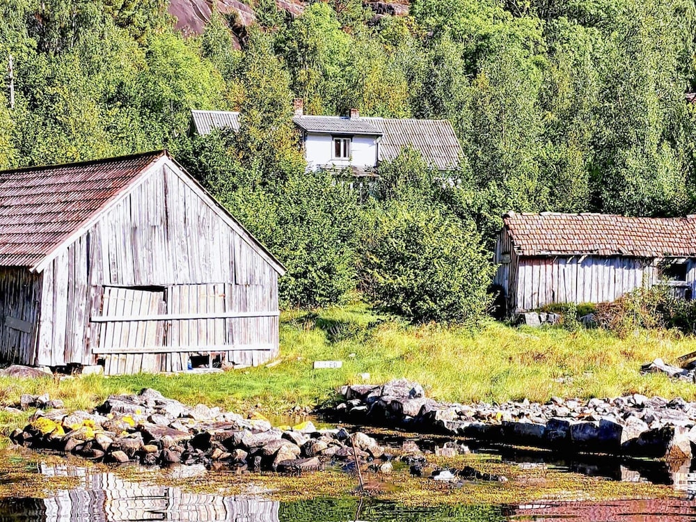 13 Person Holiday Home in Songesand