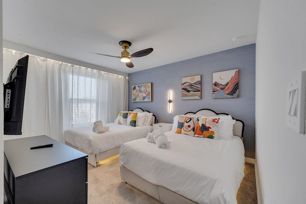 3BR Home Near Disney w/ Office & Fun Corner
