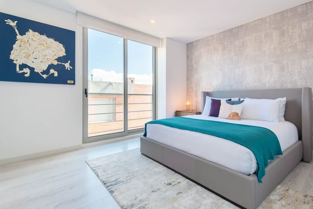 Luxury 4BR in Usaqu n