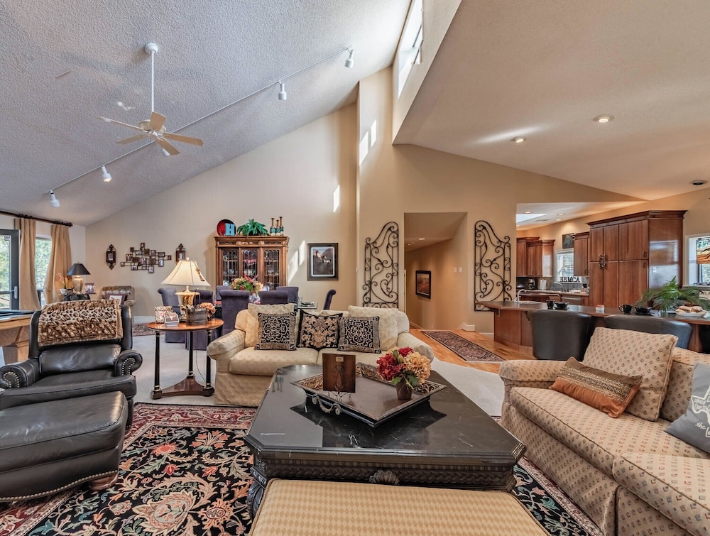 A Trip to Heaven by Ruidoso Vacation Rentals