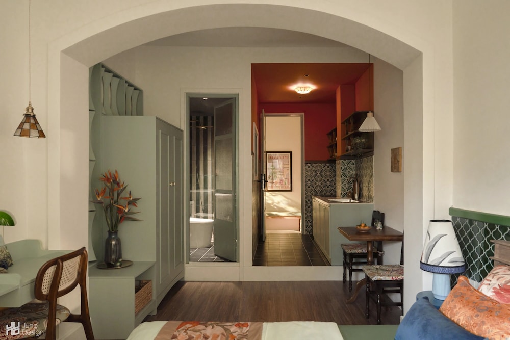 City Apartment Walk to Bui Vien
