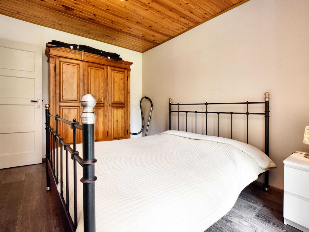 Charming Holiday Home in Gouvy with Hot Tub view 4