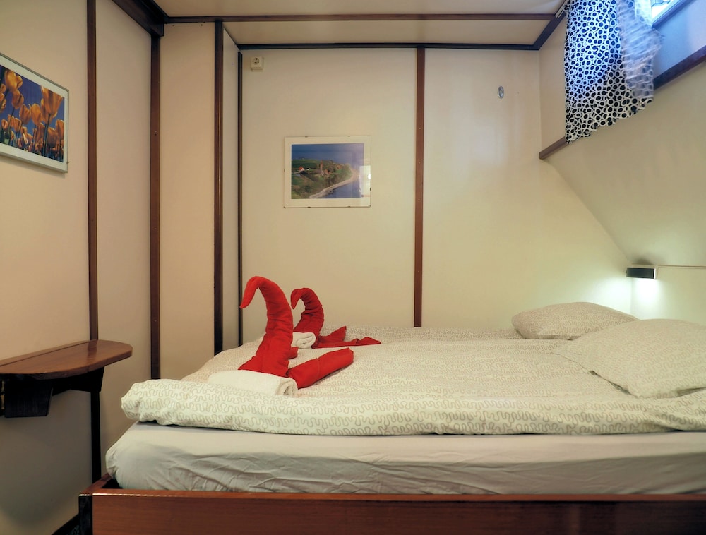 Hotelschip Sarah