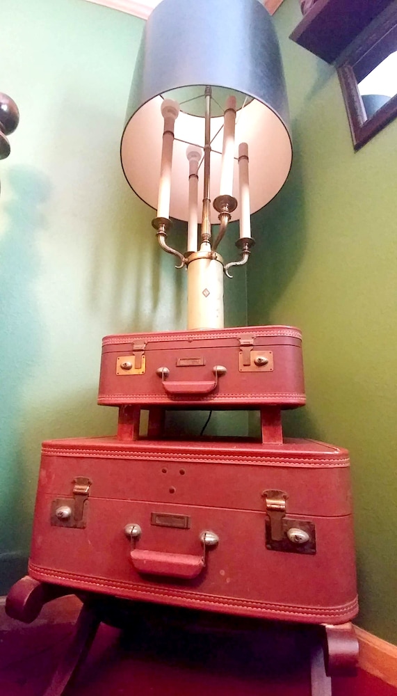 Historic Whiting Hotel Suites - Property Image 35