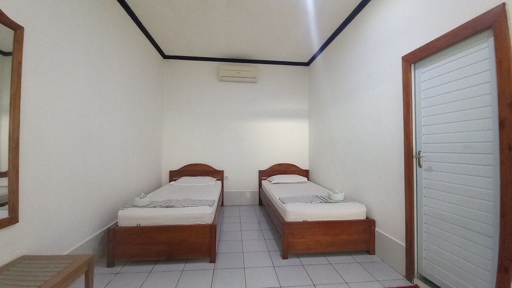 Hotel Bajo