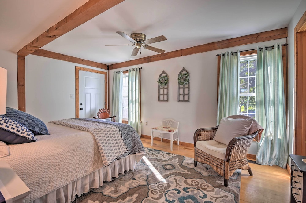 Lovettsville Cottage in Heart of Wine Country - Property Image 26