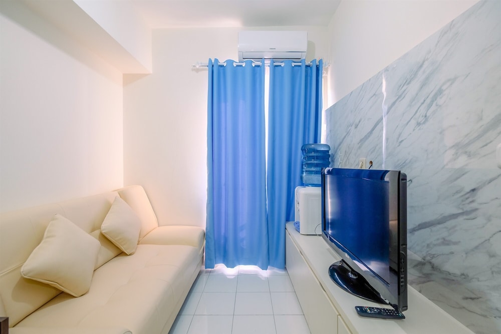 Nice and Comfort 2BR at Podomoro Golf View Apartment