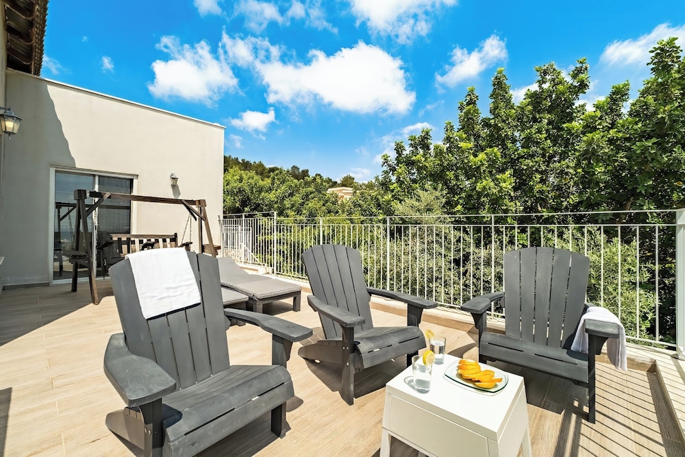 Rosh HaNikra Garden Villa by Sea N' Rent