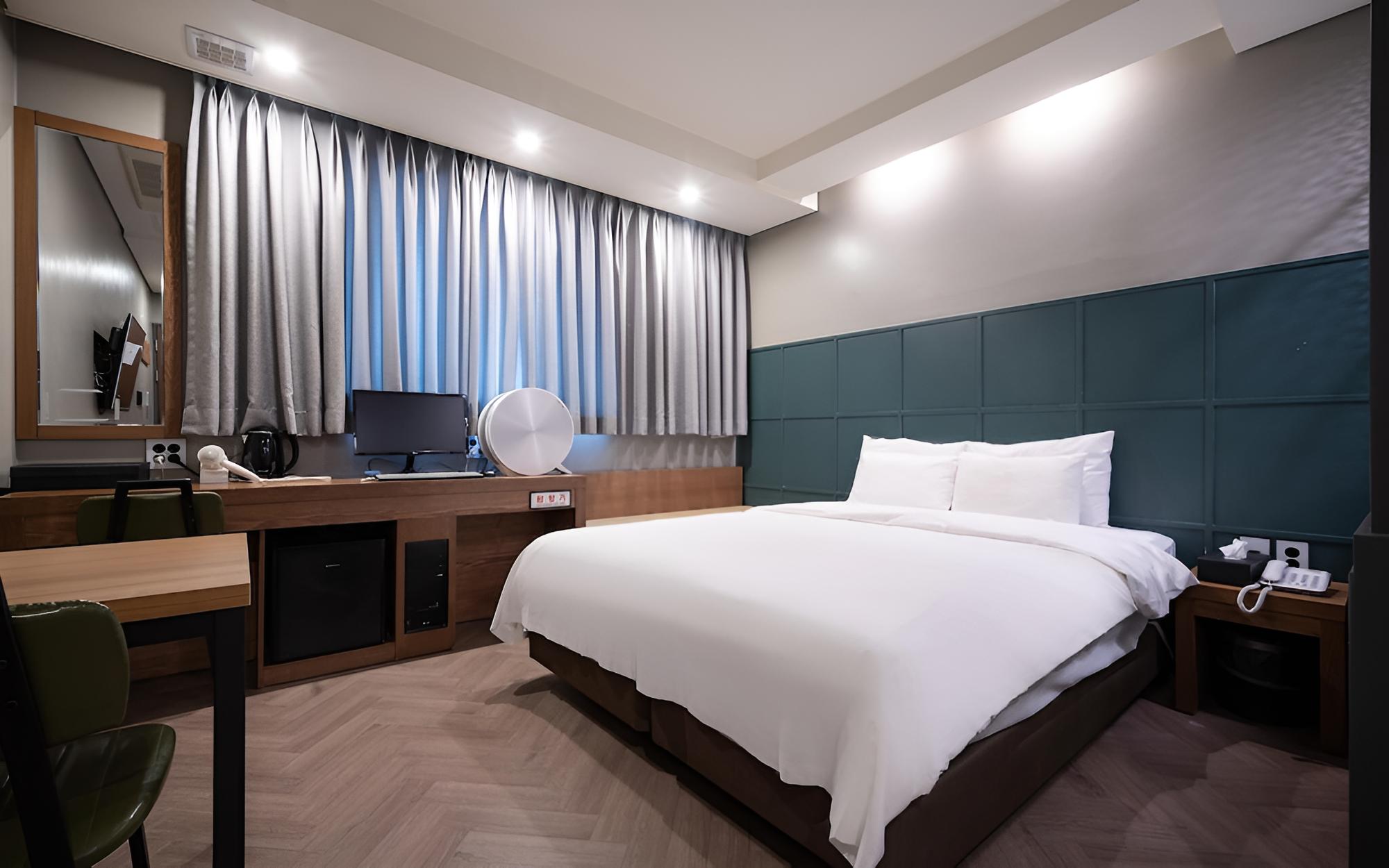 Guri Elin Hotel view 5