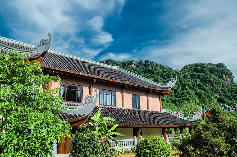 Bai Dinh Hotel