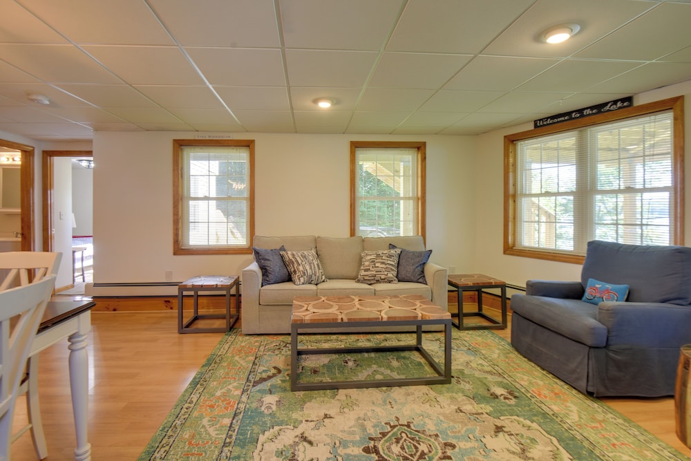 Walk to Lake Winnisquam Access: Cozy Retreat