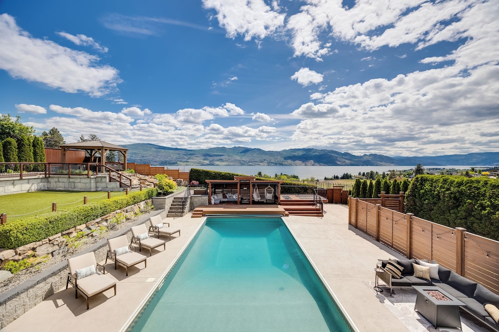 Vineyard Views